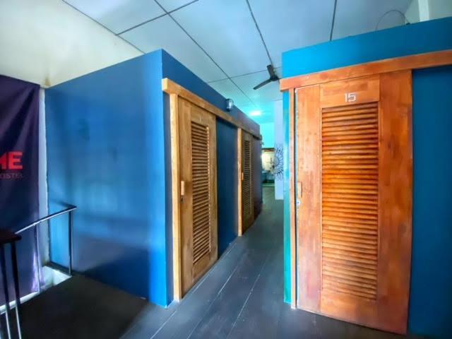 Pomme Hostel Restaurant & Bar - Private Sleeping Cabins Battambang Exterior foto
